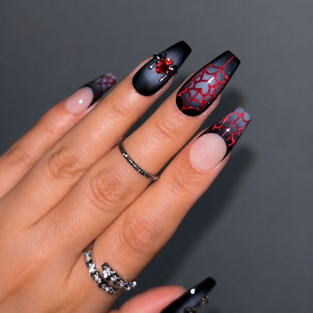 Shine Muse Cat Eye Spooky Almond Press On Nails
