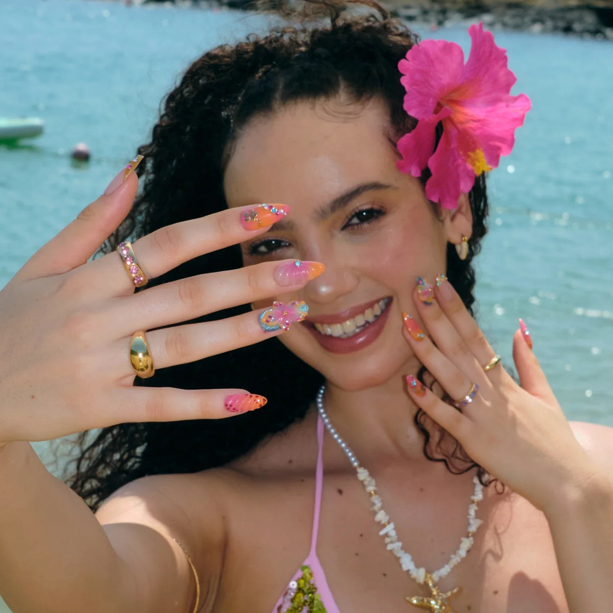 Aloha Kiss Chrome Fresh Almond Press On Nails