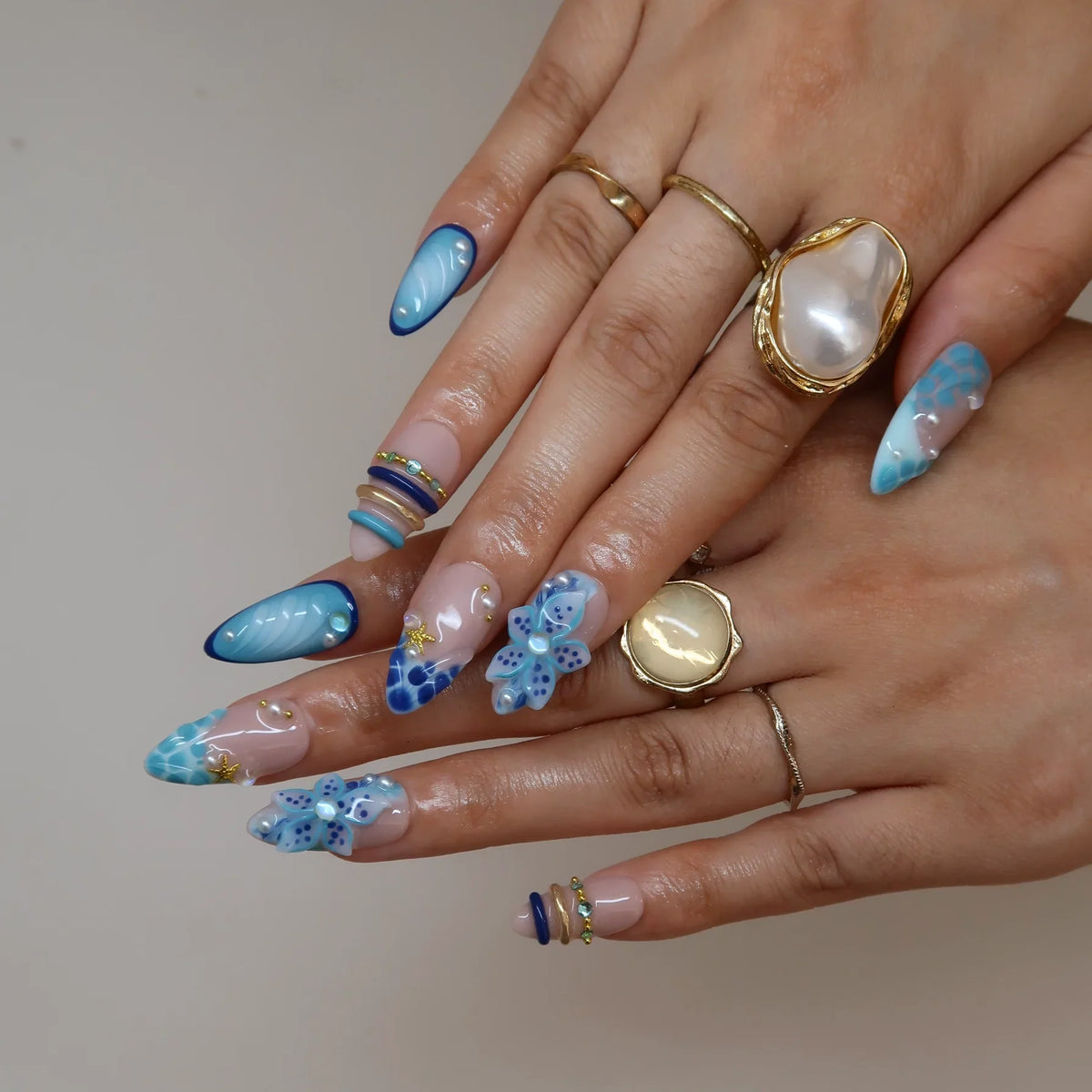 Bluish Tide Chrome Fresh Almond Press On Nails