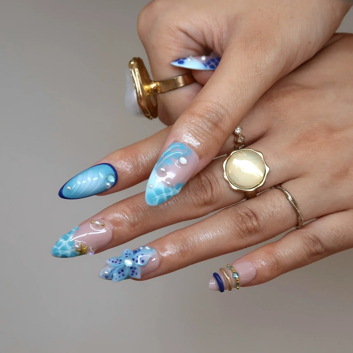 Bluish Tide Chrome Fresh Almond Press On Nails