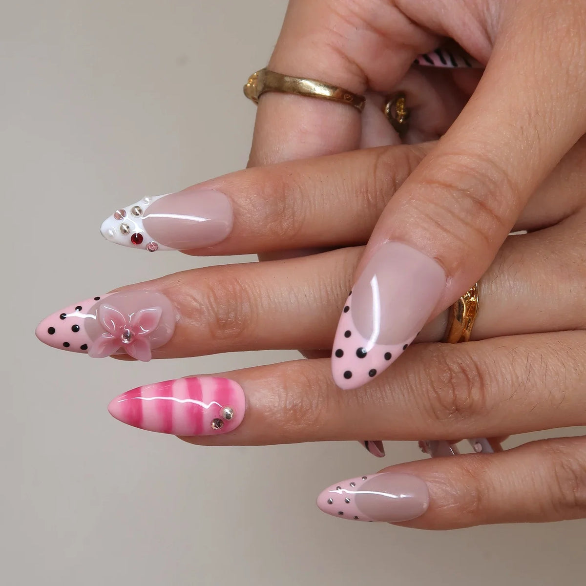 Candy Kiss Aura Fresh Almond Press On Nails