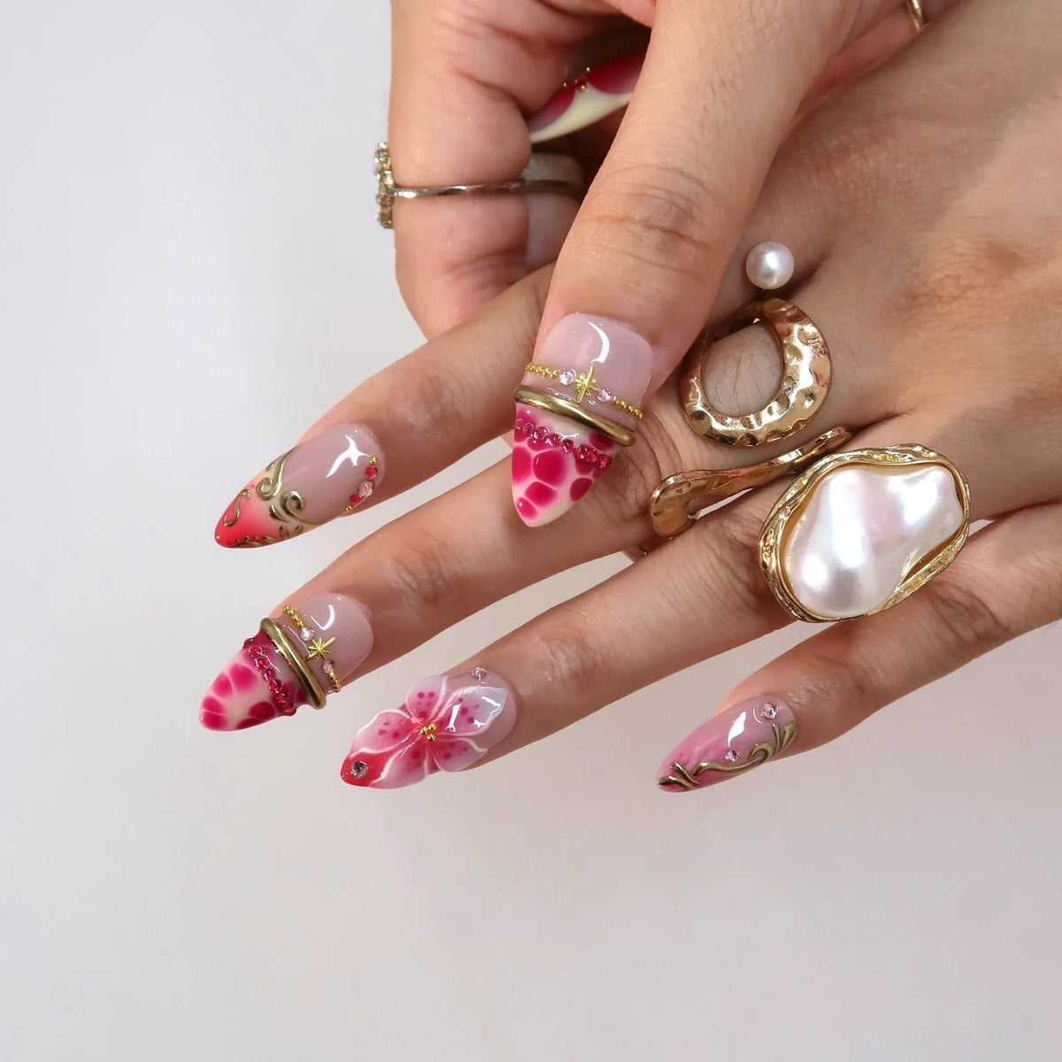 Forever Framed Chrome Fresh Almond Press On Nails