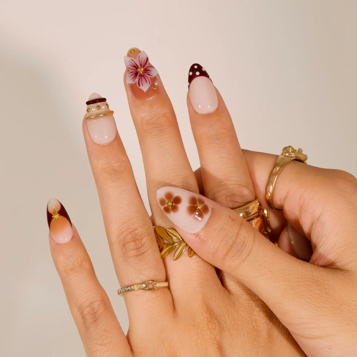 Glam Queen Chrome Fresh Almond Press On Nails