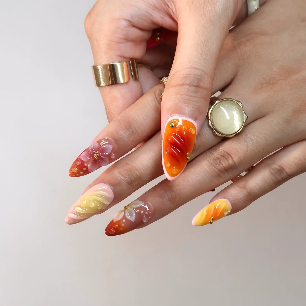 Heatwave Aura Fresh Almond Press On Nails