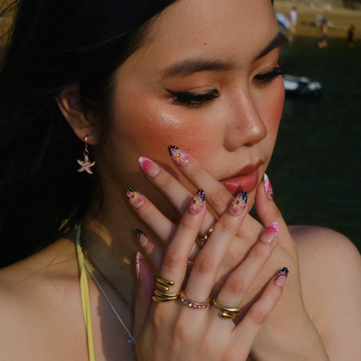 Just Peachy Aura Fresh Almond Press On Nails