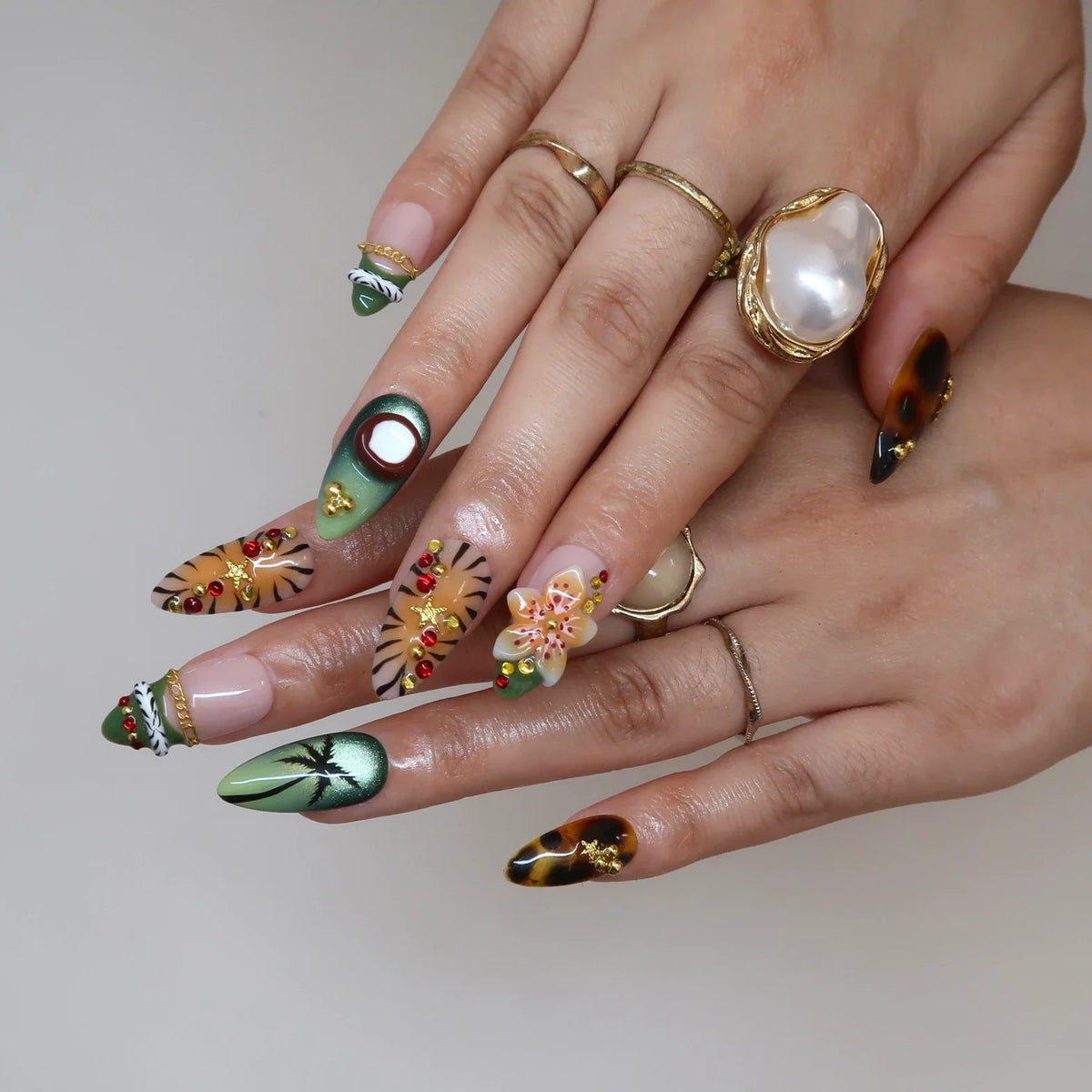 Safari Chrome Fresh Almond Press On Nails