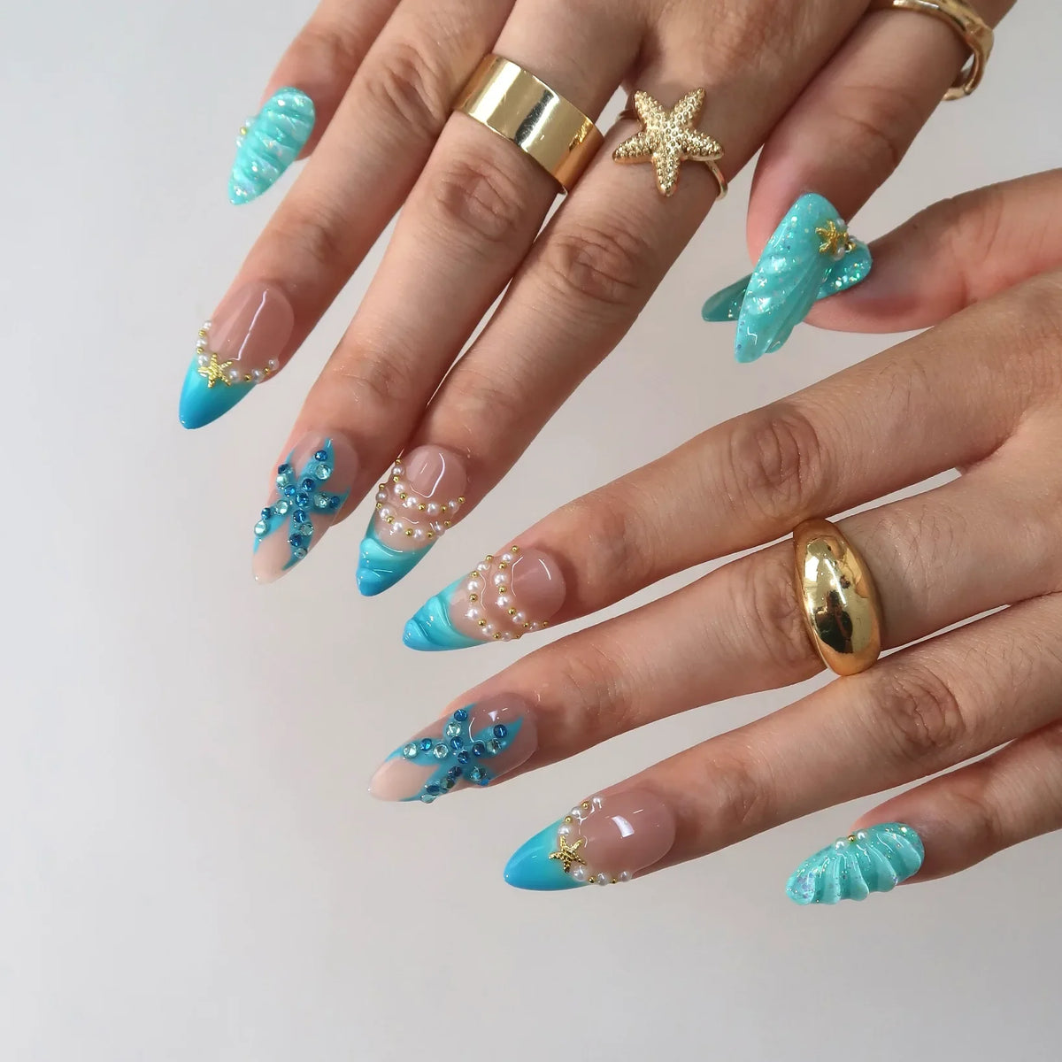 Sea Mood Chrome Fresh Almond Press On Nails