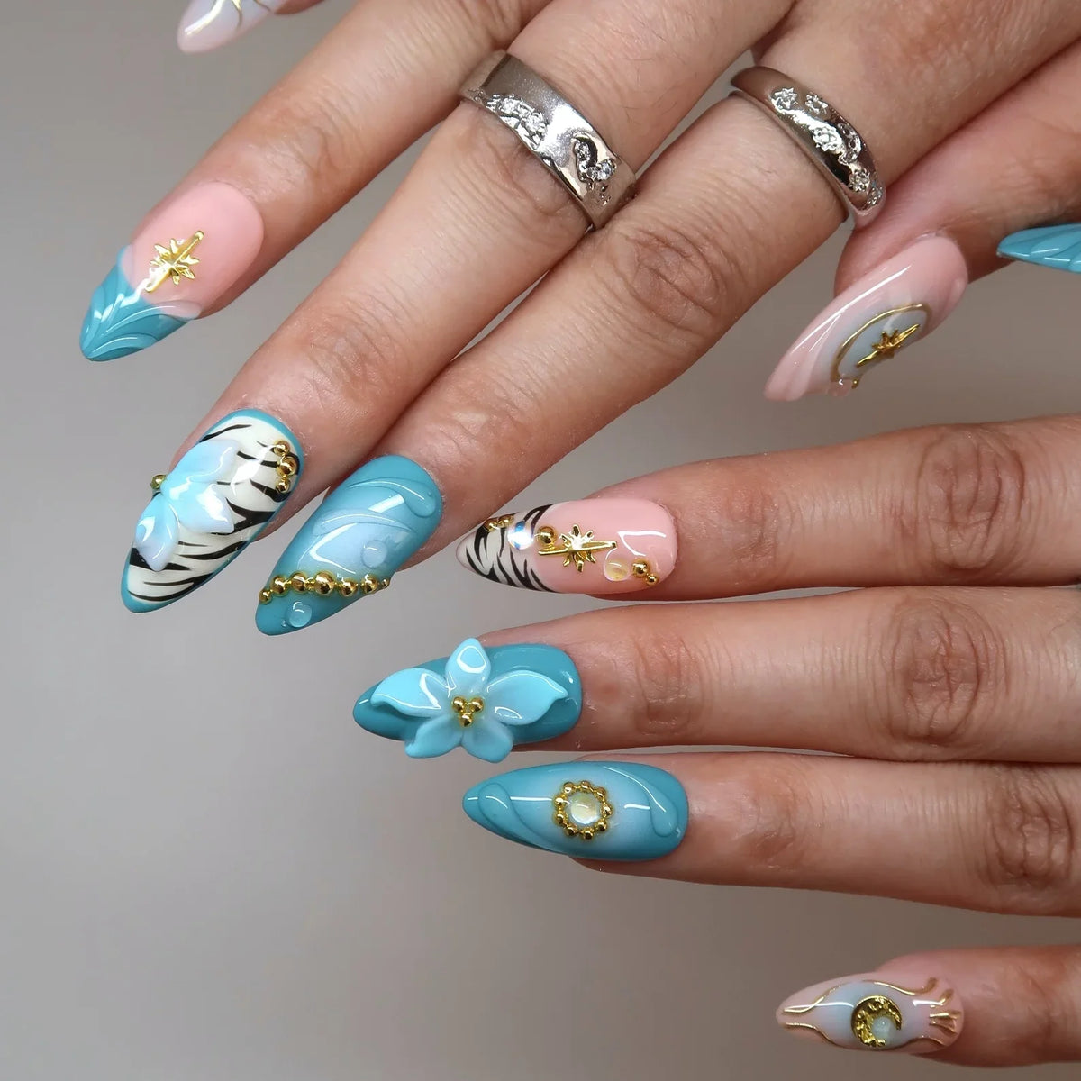 Seaspray Medium Almond Chrome Fresh Press On Nails