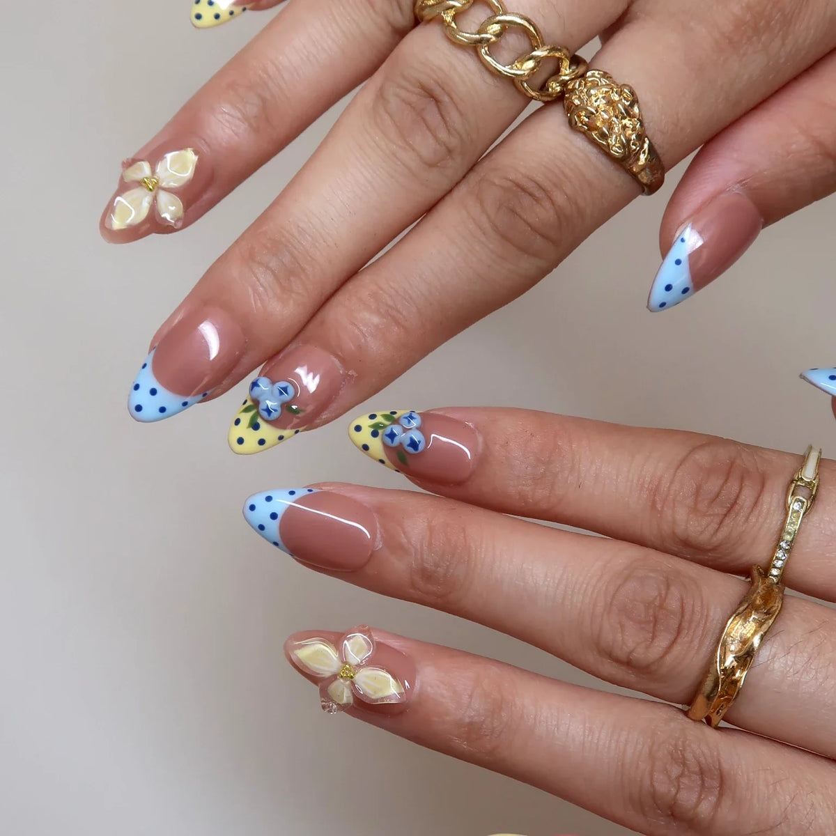 Sunday Picnic French Fresh Almond Press On Nails
