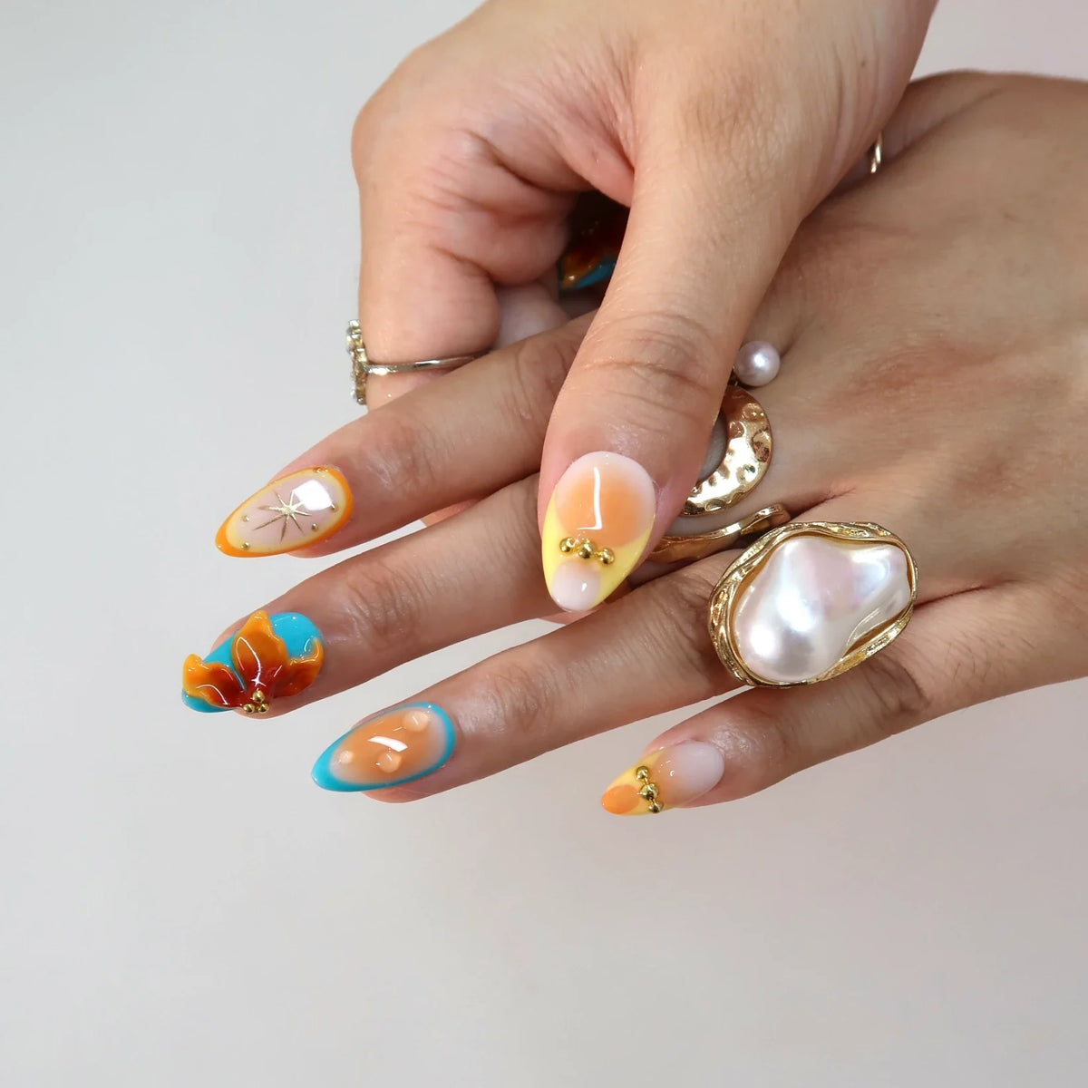 Sunny Soul Chrome Fresh Almond Press On Nails