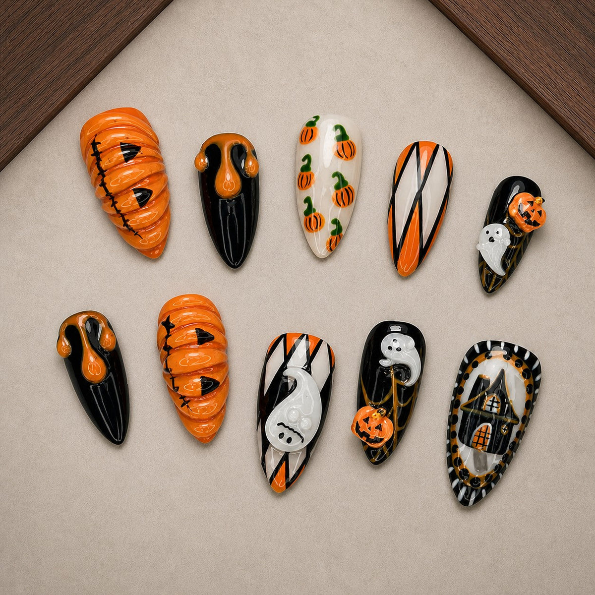 Pumpkin Parlor 3D Spooky Almond Press On Nails